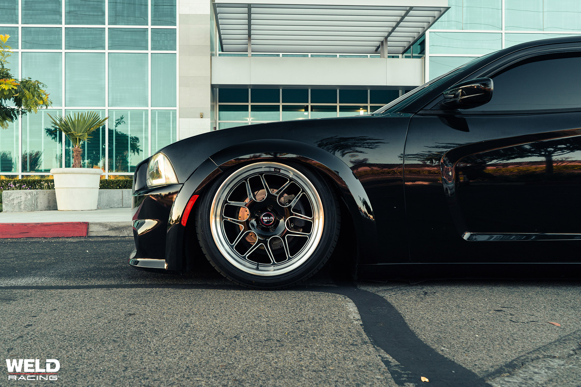 An application scenario or product detail of tire charger - Image 23