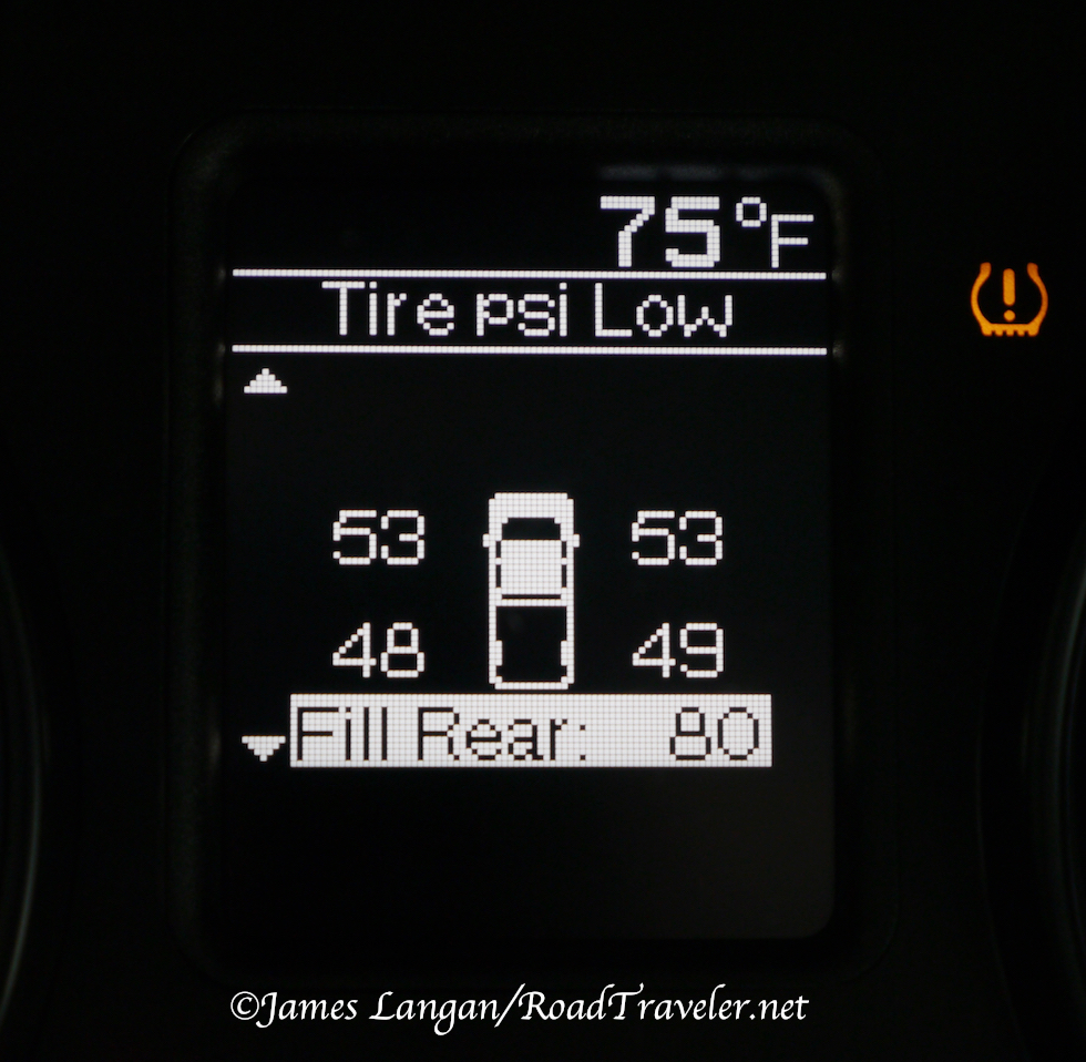 An application scenario or product detail of tire light load inflation ram 2500 - Image 2