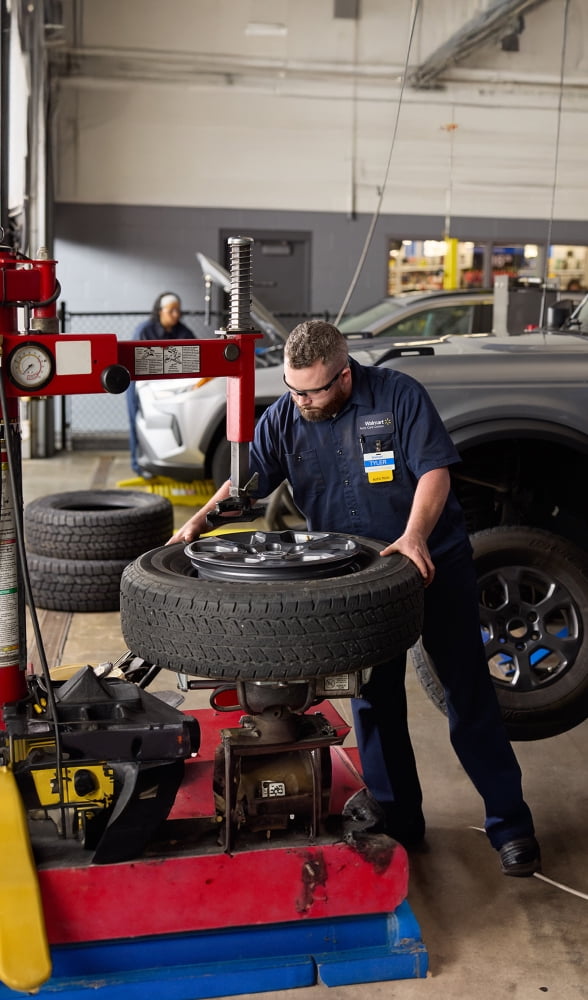 An application scenario or product detail of walmart tire and battery - Image 3