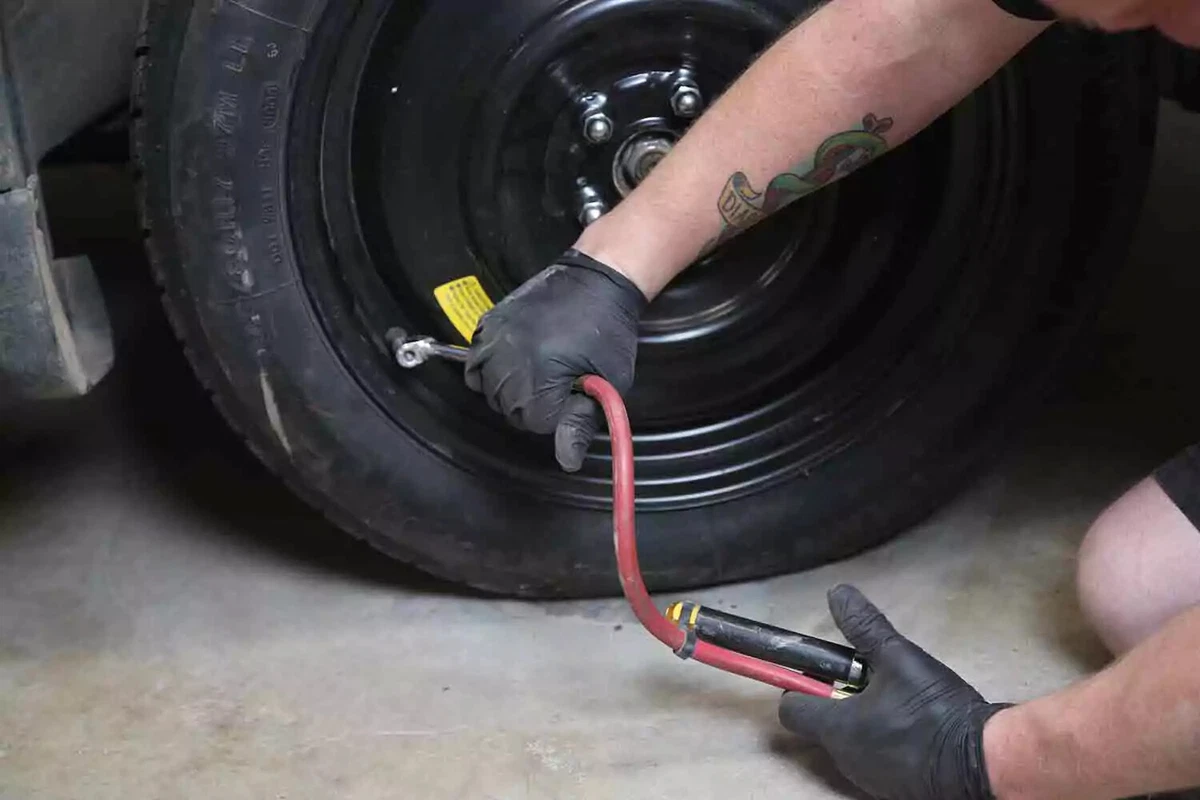 An application scenario or product detail of where can i put air in my tires near me - Image 18